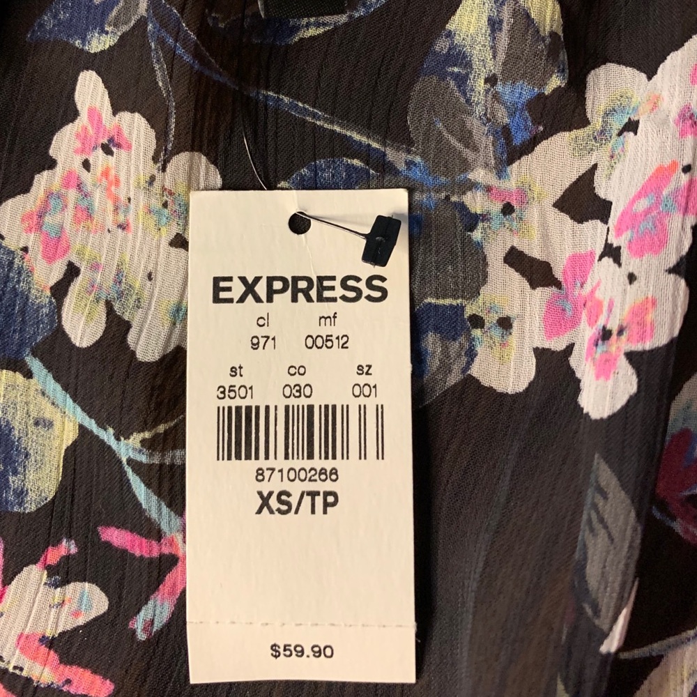 Express kimono brand new with tags
